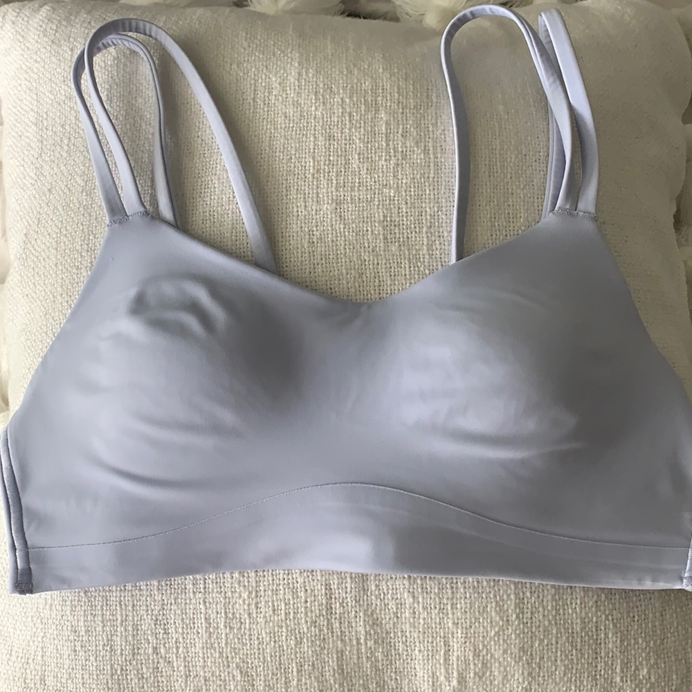 *Lululemon*Blue Linen Like a Cloud Bra